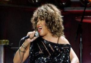 Tina Turner 73 Yaşında Evlendi!